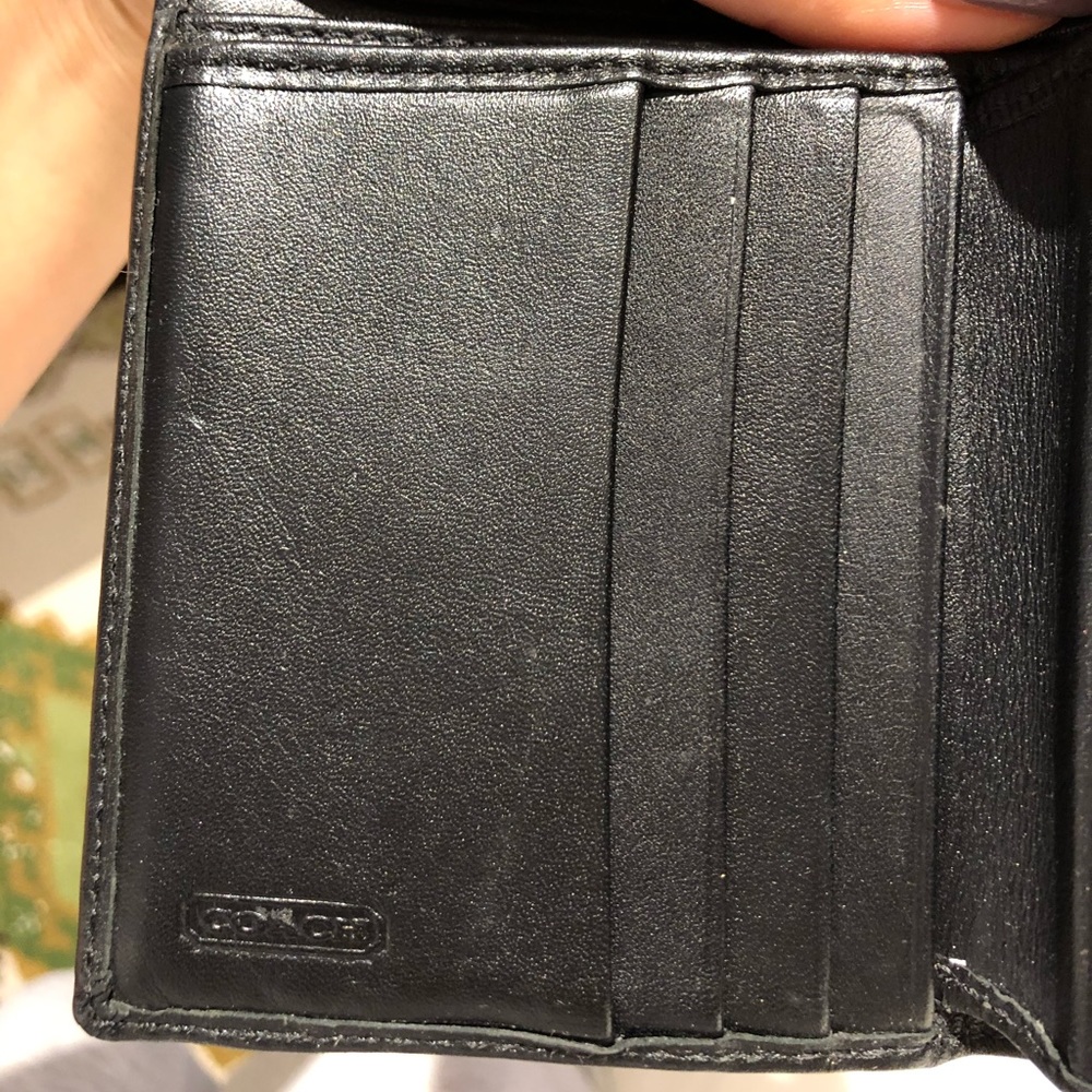 Coach Wallet - Picture 4 of 6